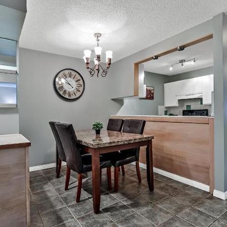 New! Cozy Rocky Mountain Chalet Managed By Little Sister Getaways Canmore Luaran gambar